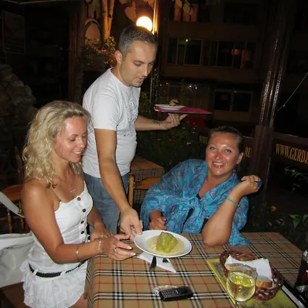 Gerdjika ホテル *